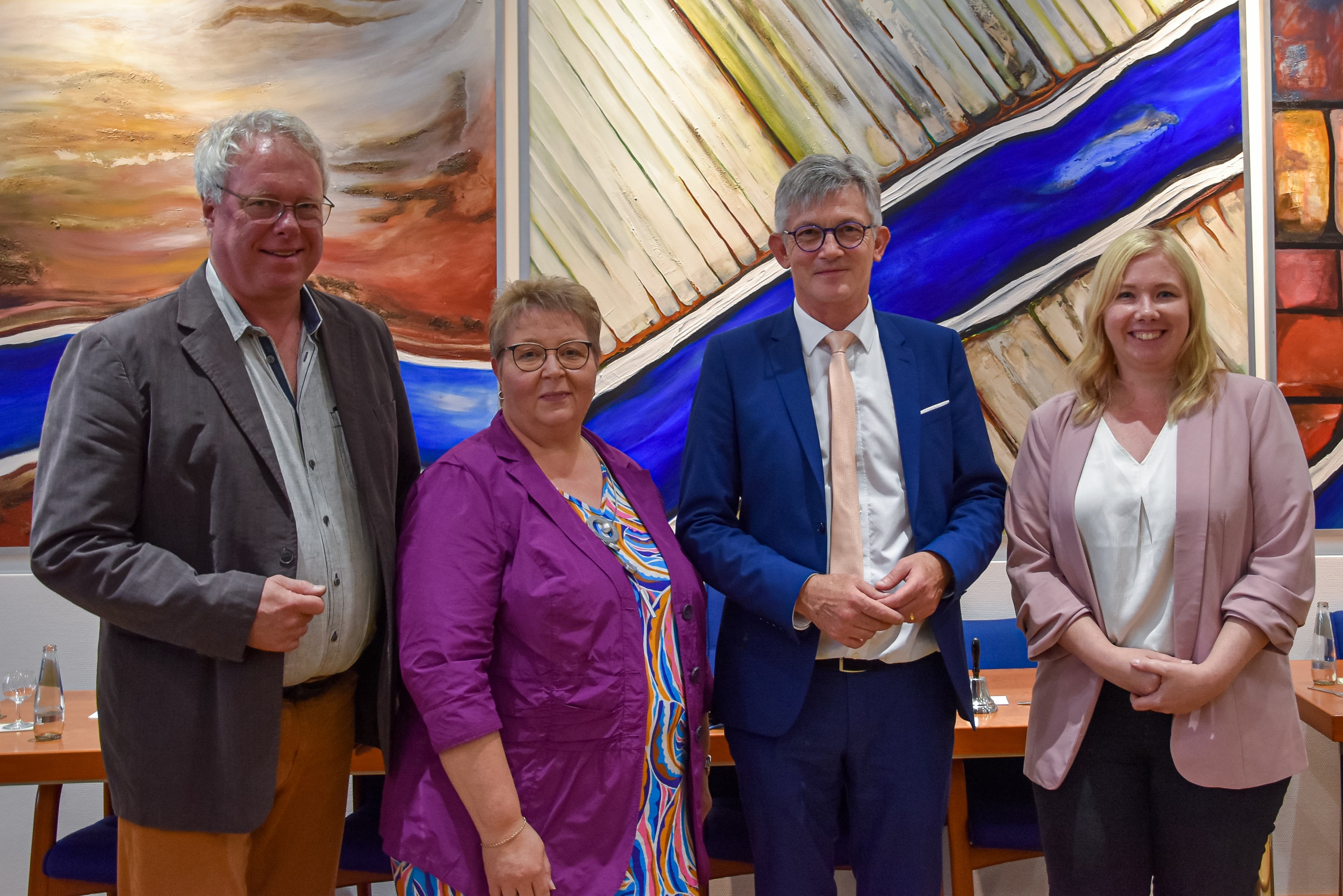 Bürgermeister Ralph Spiegler mit den Beigeordneten