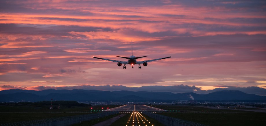 夕陽と飛行機 #2